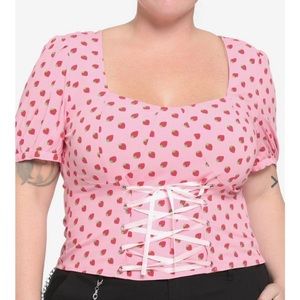 HOT TOPIC Strawberry Lace-Up Corset Crop Woven Top Plus Size
